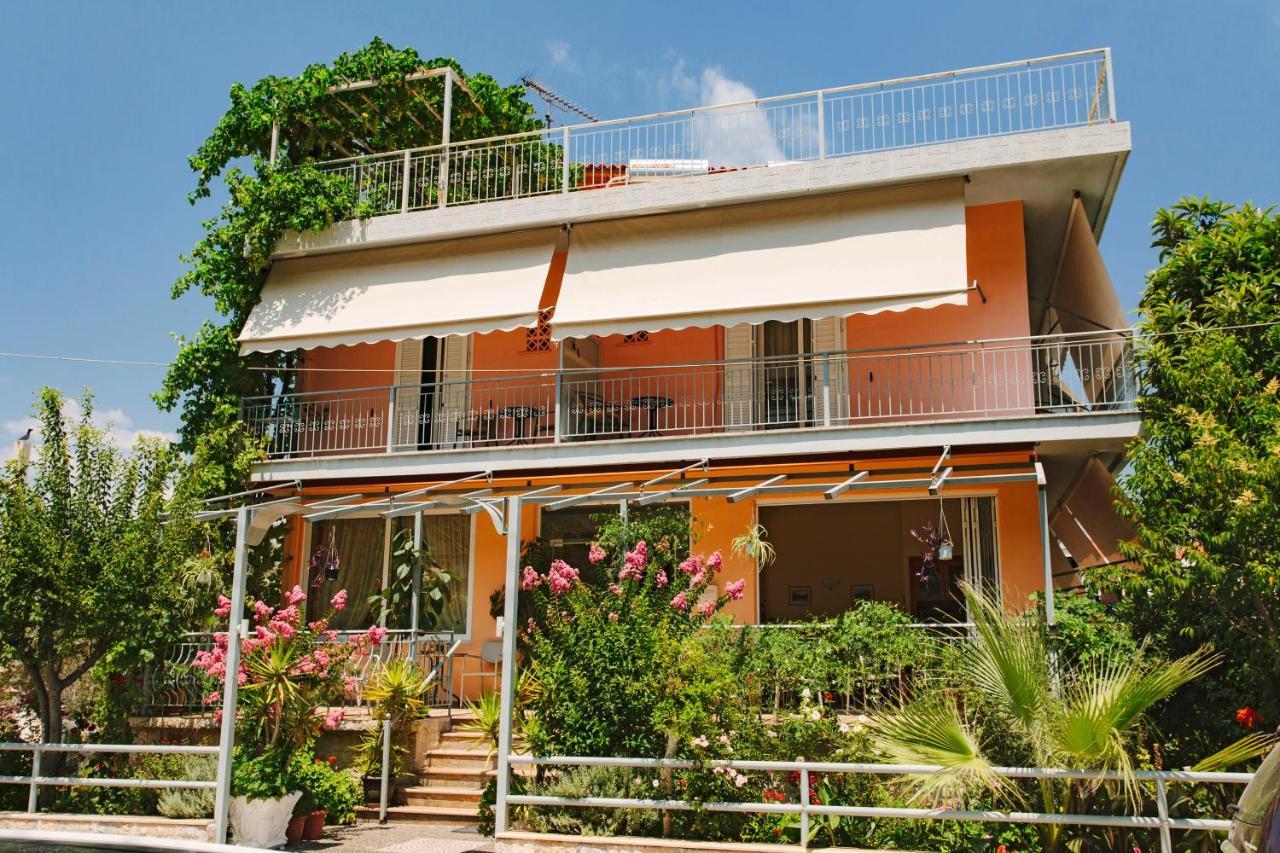 Hotel Loula Rooms And Apartments Kaména Voúrla Eksteriør bilde